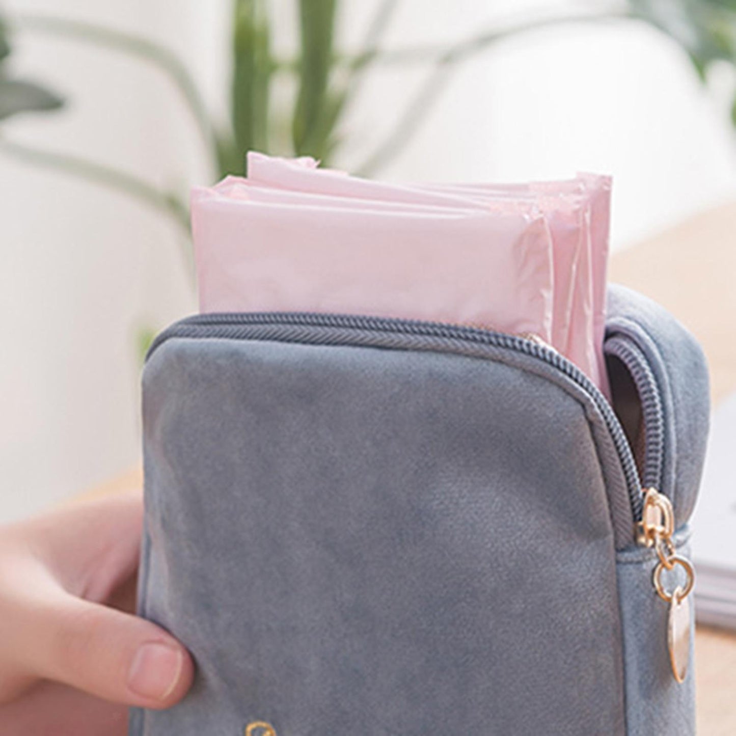 Period Bag for Teen Girls, Sanitary Napkin Storage Bag image 12