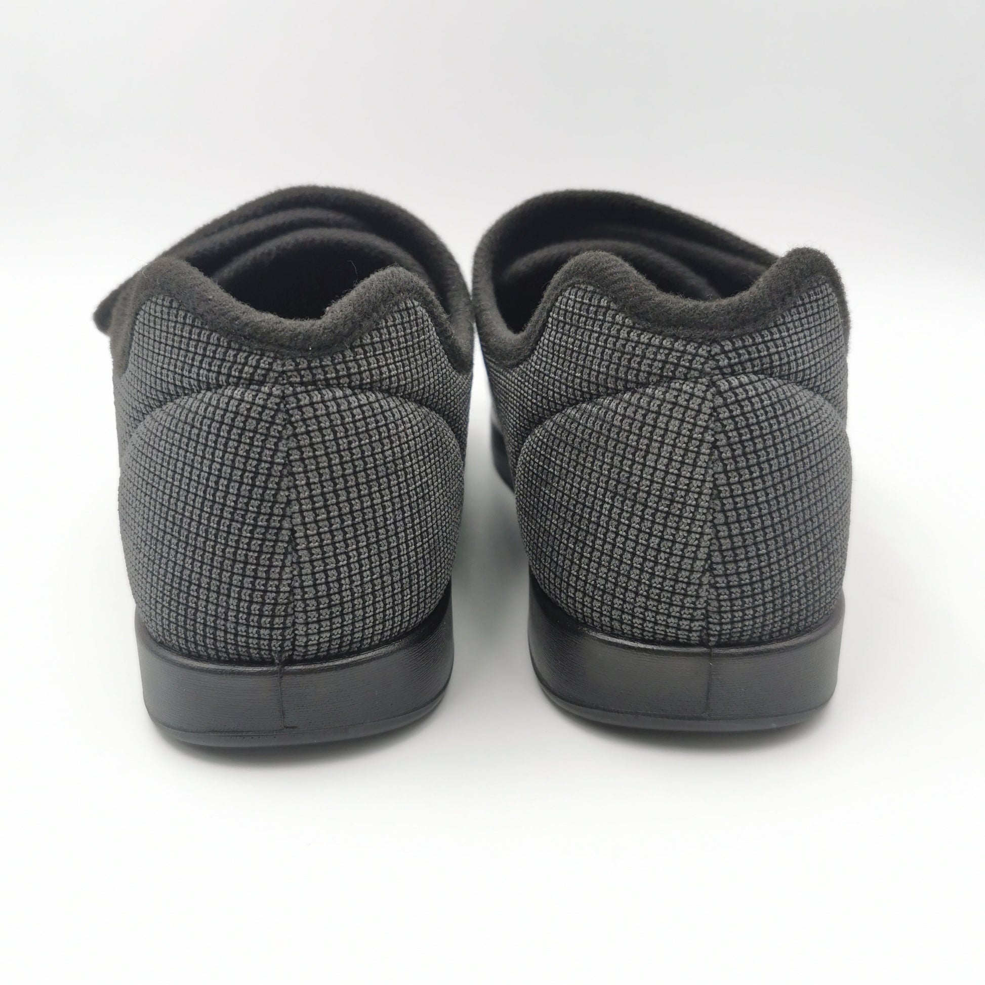 Extra Wide Women Slippers for Swollen Feet image 3