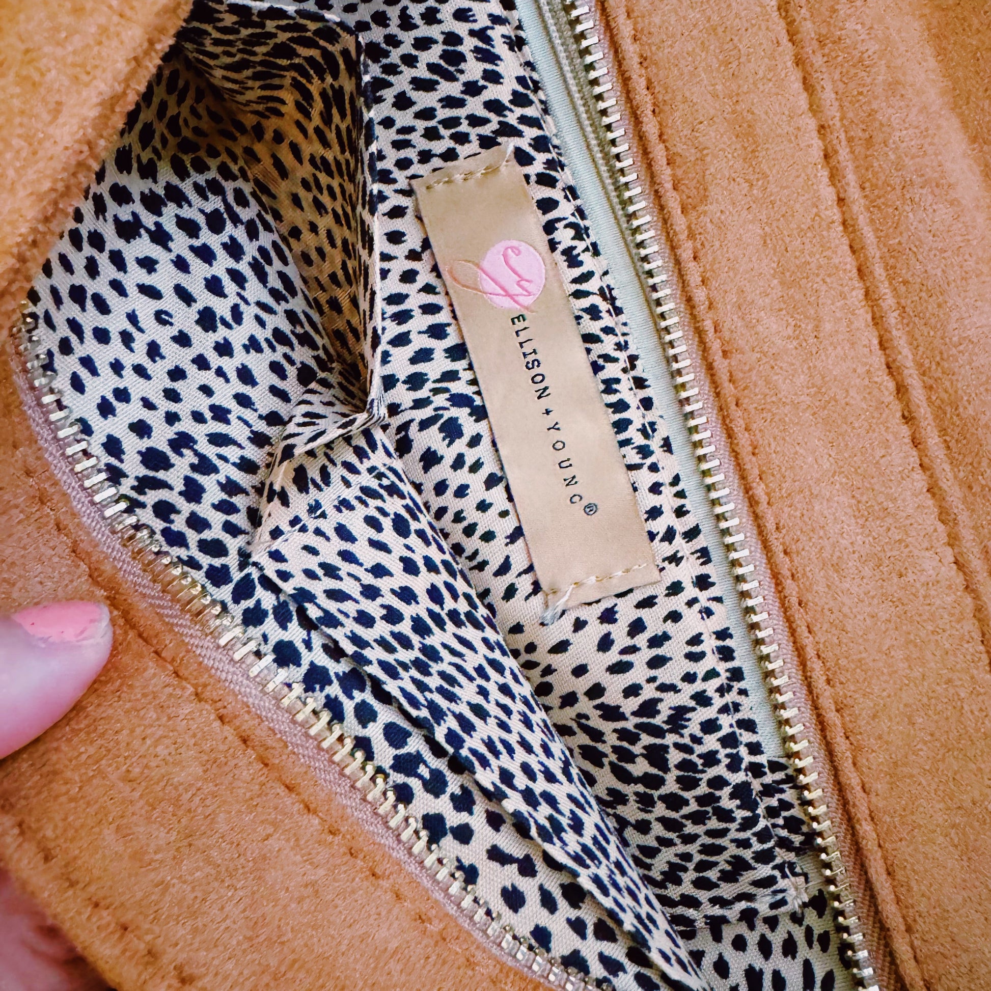 Luxe Deluxe Chain Shoulder Bag image 7