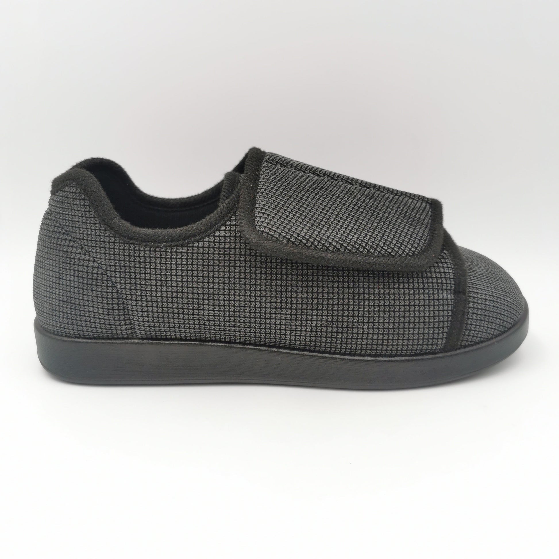 Extra Wide Women Slippers for Swollen Feet image 4