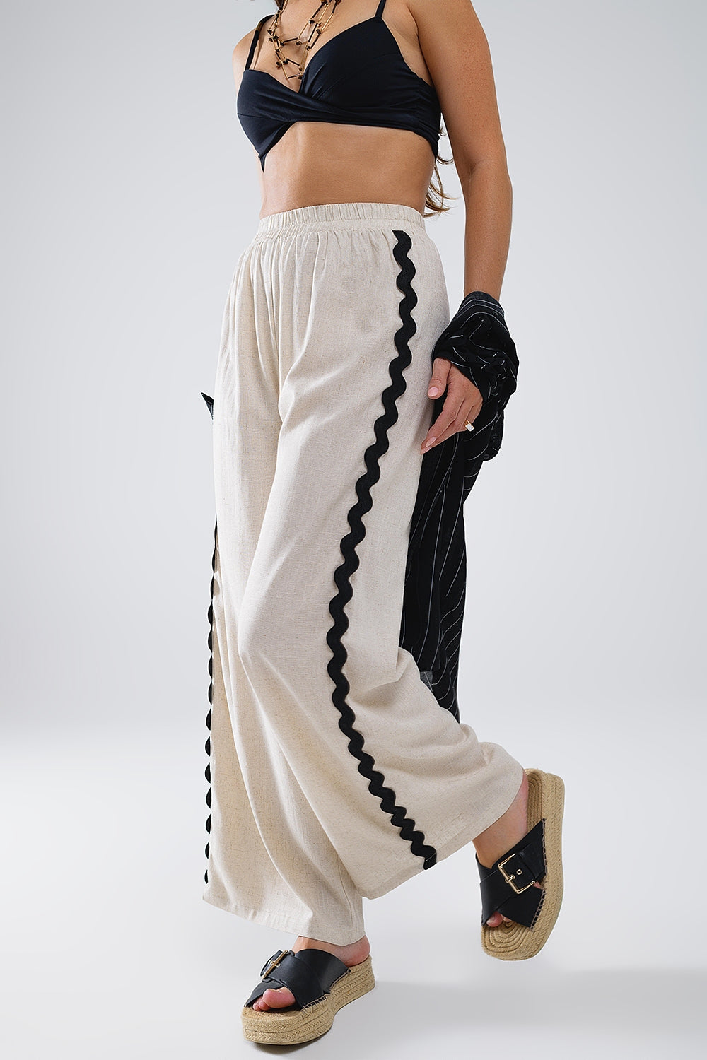 Linen Contrast Scallop Trim Pants in Beige image 0