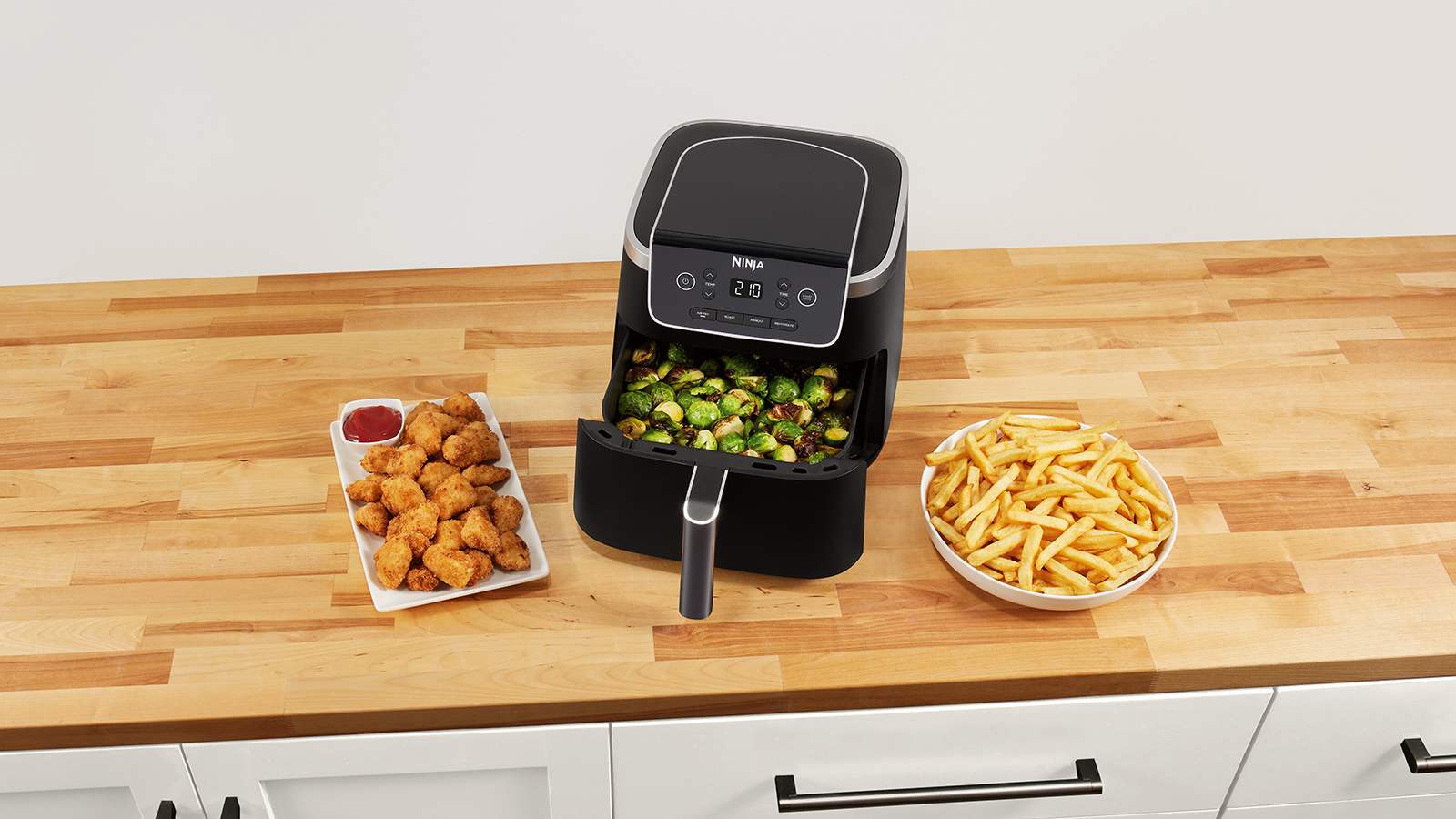 Ninja Air Fryer PRO AF140UK 4.7L Compact Digital AirCrisp Technology image 1