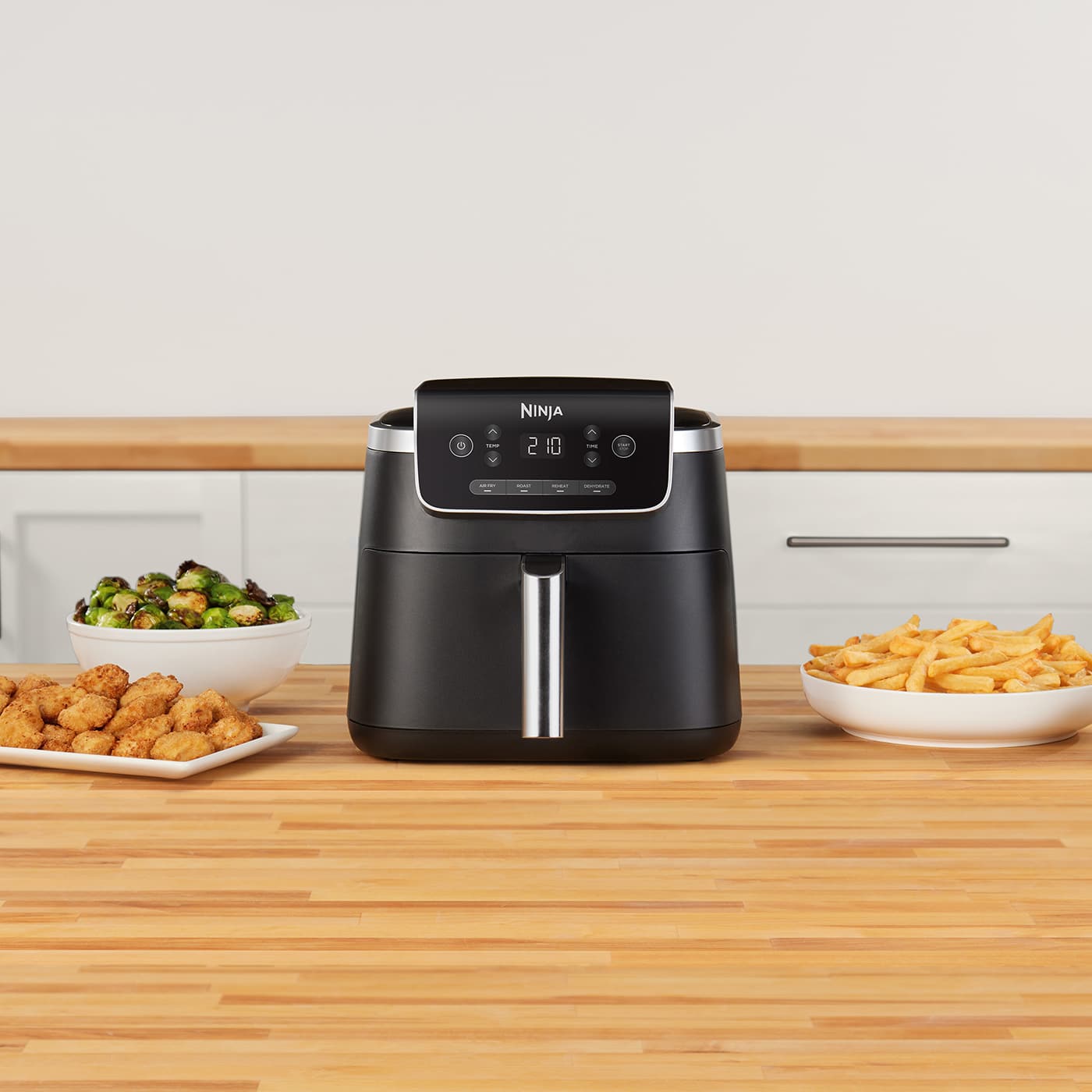 Ninja Air Fryer PRO AF140UK 4.7L Compact Digital AirCrisp Technology image 2