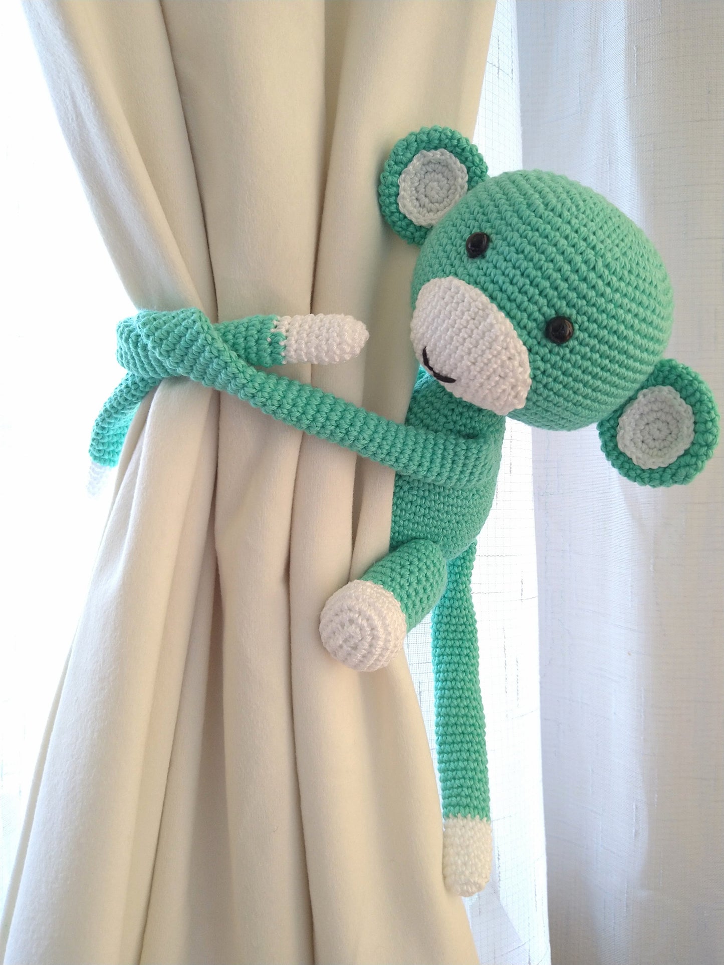Monkey the Curtain Holder image 0