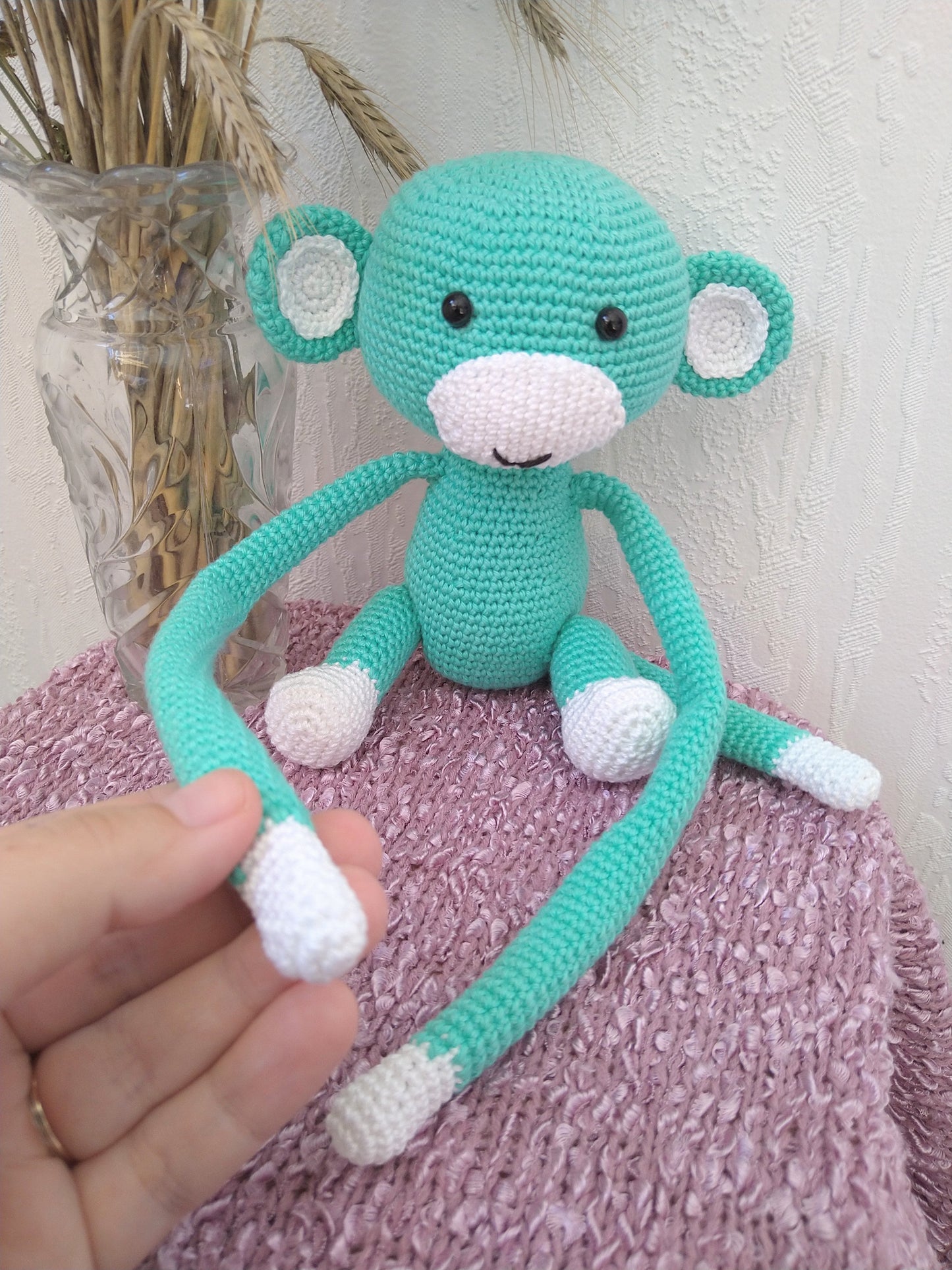 Monkey the Curtain Holder image 3